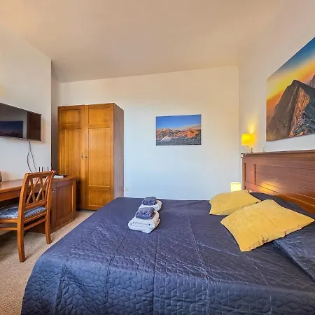 Edel View! 1br Ap With Mountain View In Бансько