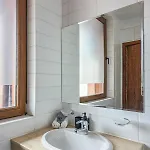 Edel View! 1br Ap With Mountain View In *